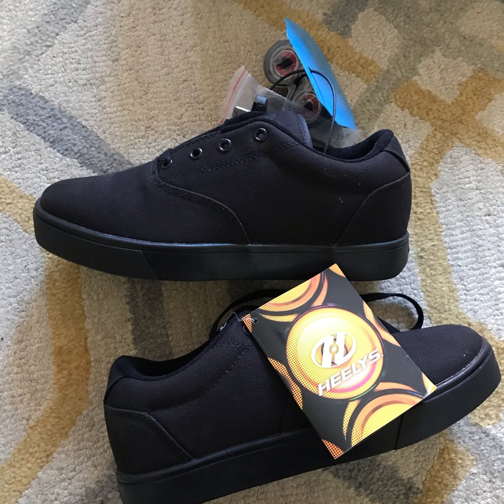 HOST PICK 🎉🥰 Heelys Launch Solid Black Men’s Size 8 Brand New With Box - Picture 4 of 5